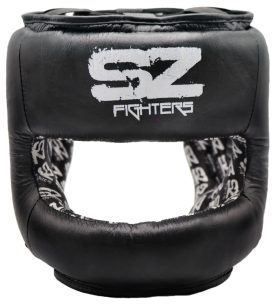 SZ Fighters - Каска с метален протектор на брадата - Black